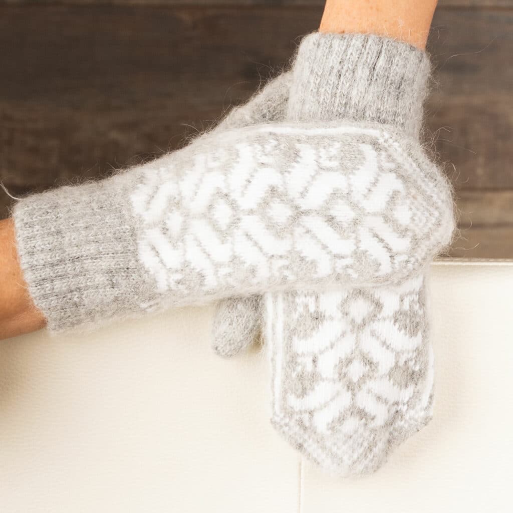 Beautiful super warm goat wool mittens in light gray