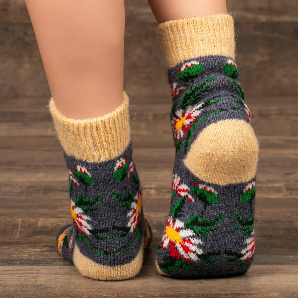 Wool socks - Dekorativnaya