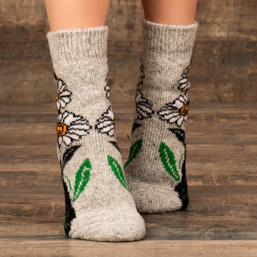 Wool socks - Romashka